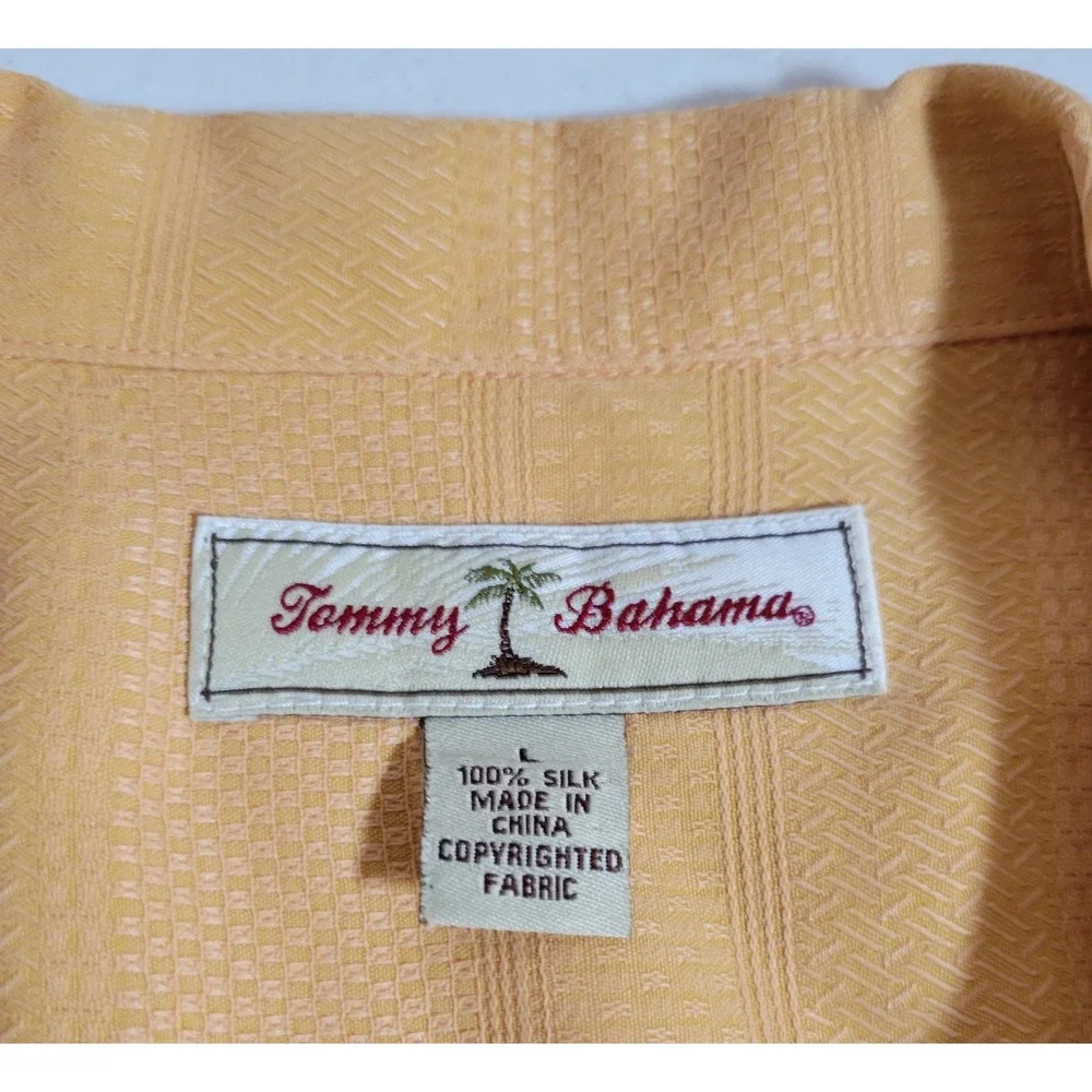 Tommy Bahama Hawaiian Shirt Men's Large 100% Silk Short‎ Sleeve 0987 - Picture 3 of 4